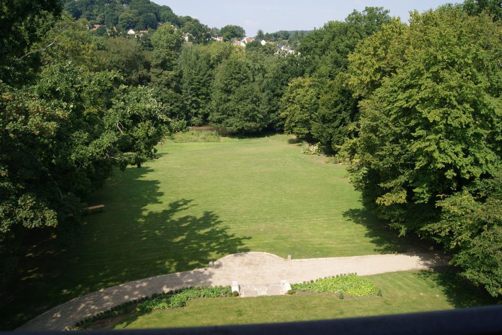 Le Chateau De La Vierge Bures-sur-Yvette Eksteriør bilde