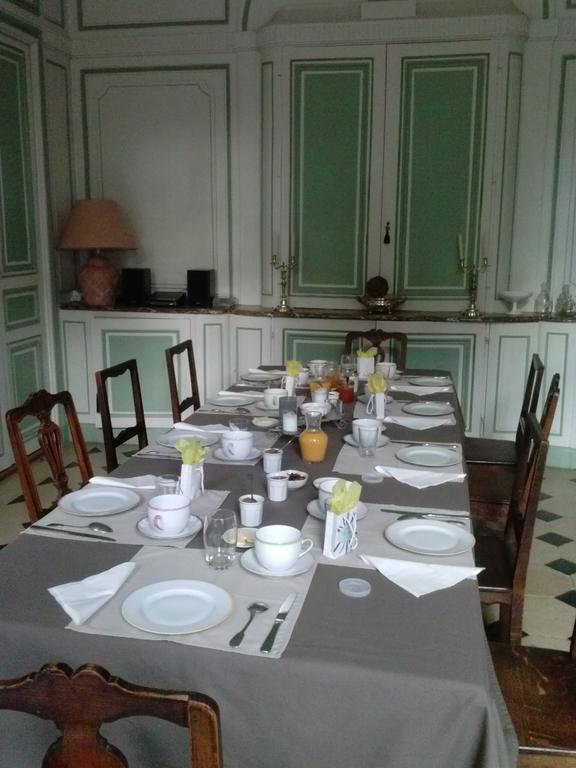 Le Chateau De La Vierge Bures-sur-Yvette Eksteriør bilde